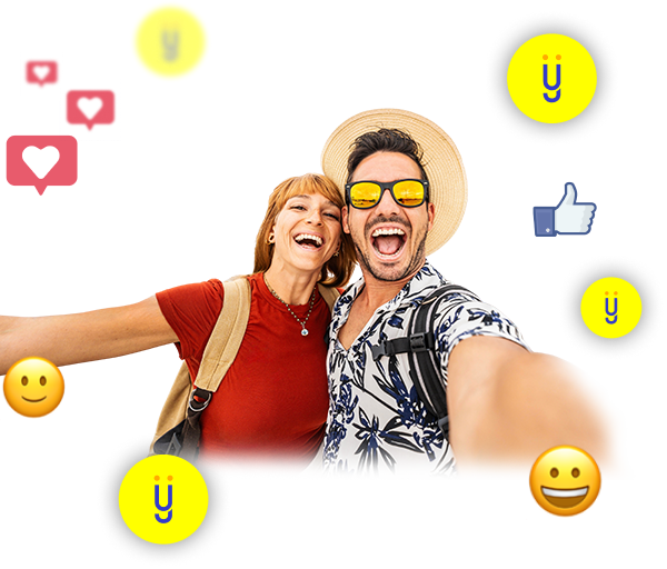 Equipe de turismo revisando feedback de viajantes e prioridades de experiência